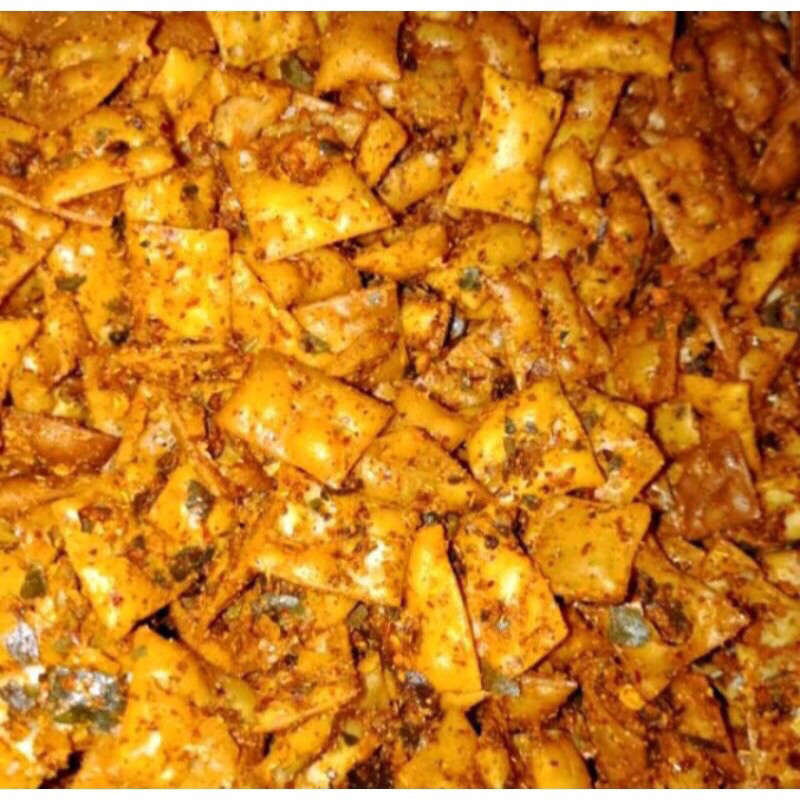 

1 KG kulit pangsit pedas daun jeruk/pangsit goreng/kulit pangsit termurah/terlaris/bisa COD