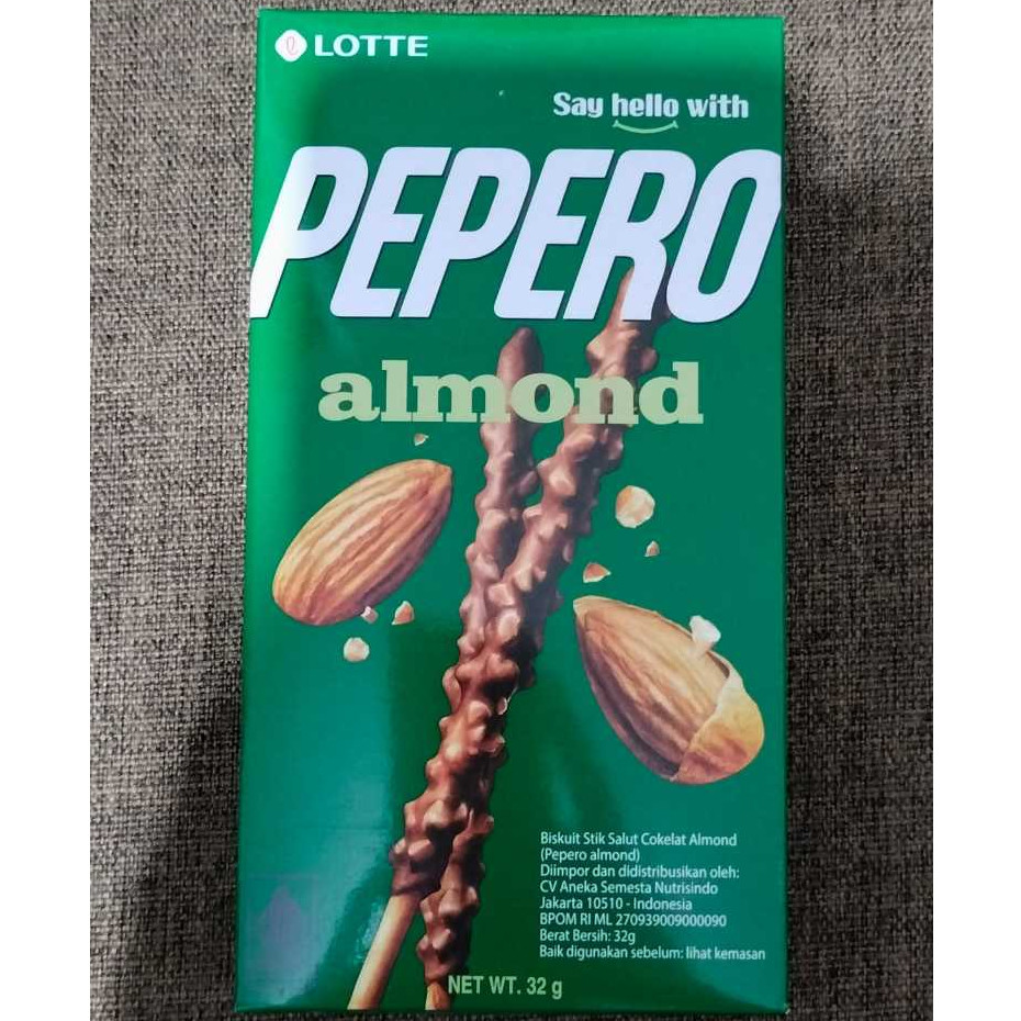 

Lotte PEPERO Stick Biscuit 32gr - ALMOND - WHITE COOKIE - HALAL