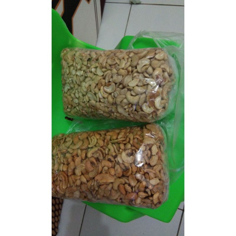 

kacang mete 1kg mateng (TERMURAH)