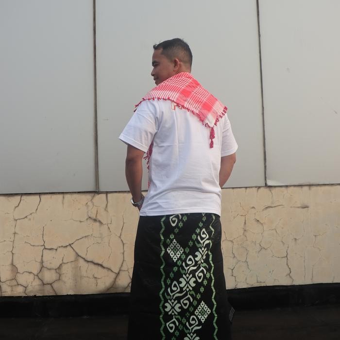 Sarung Bali Lestari Biru Motif Random