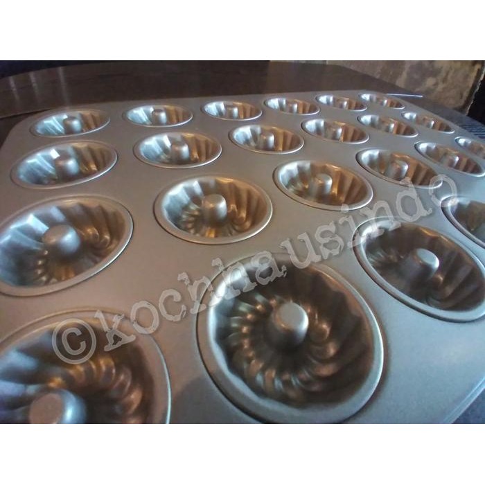 

Bakest Mini Kugel Cake Mold Cetakan Loyang Kue Kugel Kecil Isi 24Cup