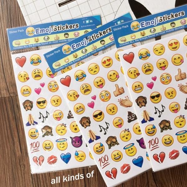 

4 Pcs Stiker Motif Emoji/Ekspresi Wajah Hd
