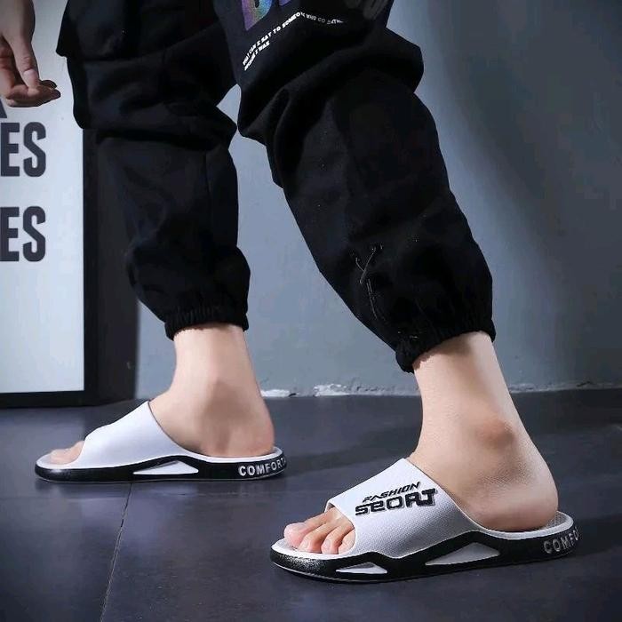 Sandal Selop Anak Laki Laki Untuk Usia Tanggung Sandal Fashion Slip On Anak Pria Kekinian Sandal