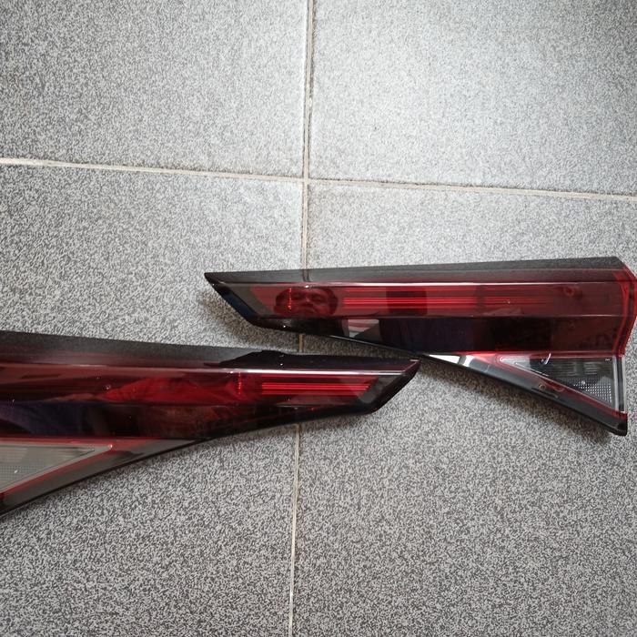 Mika Bagasi Belakang Xenia 2022 Kiri Copotan