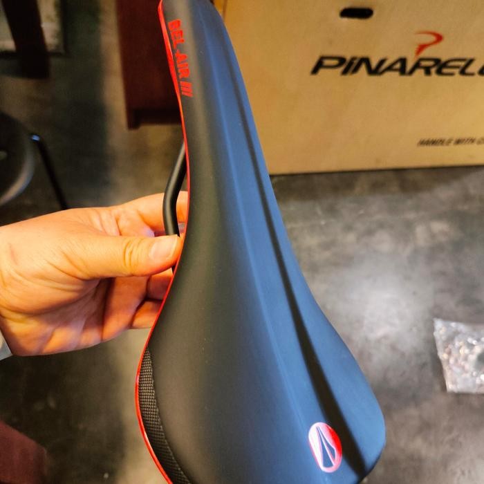 Sadel Sdg Bel Air 3.0 Lux - Alloy Blk Red Saddle Sdg #Gratisongkir #Sale #Discount