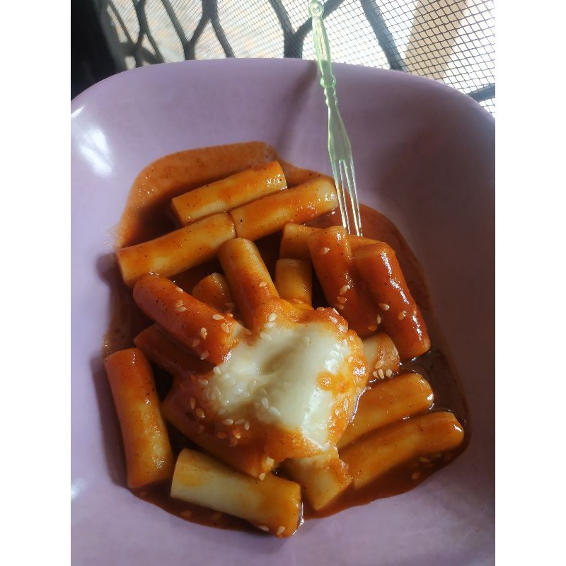 

Sensasi Lezat Topoki/ Toppoki/ Tteokbokki/ Topokki/ Rice Cake 1Kg Makanan/Cemilan Korea