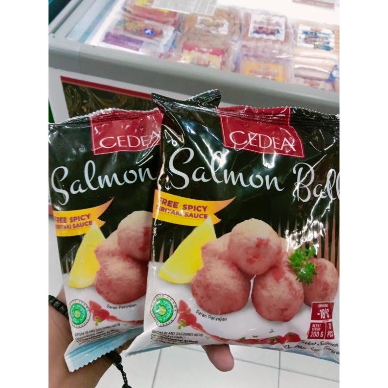 

Konter Makanan Cedea Salmon Ball 200Gr
