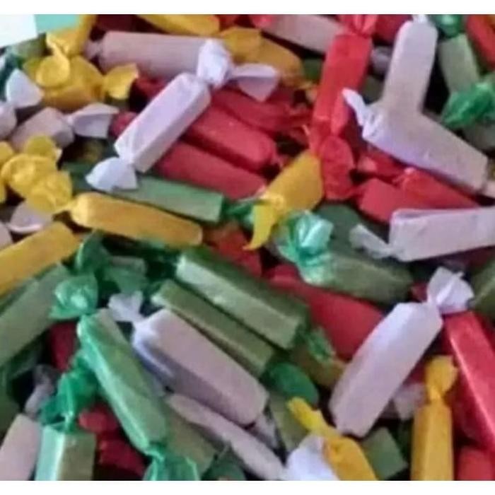 

Permen Tape 1kg Permen Jadul Jajanan Khas Kediri Permen Tape Tradisional Manis Legit