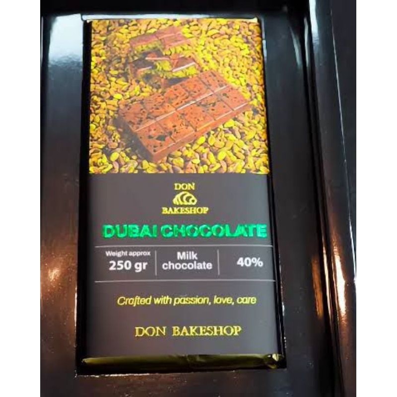 

Andrianbijaksana Viral!! Coklat Dubai / Dubai Chocolate Pistachio & Hazelnut Praline By Don Bakeshop
