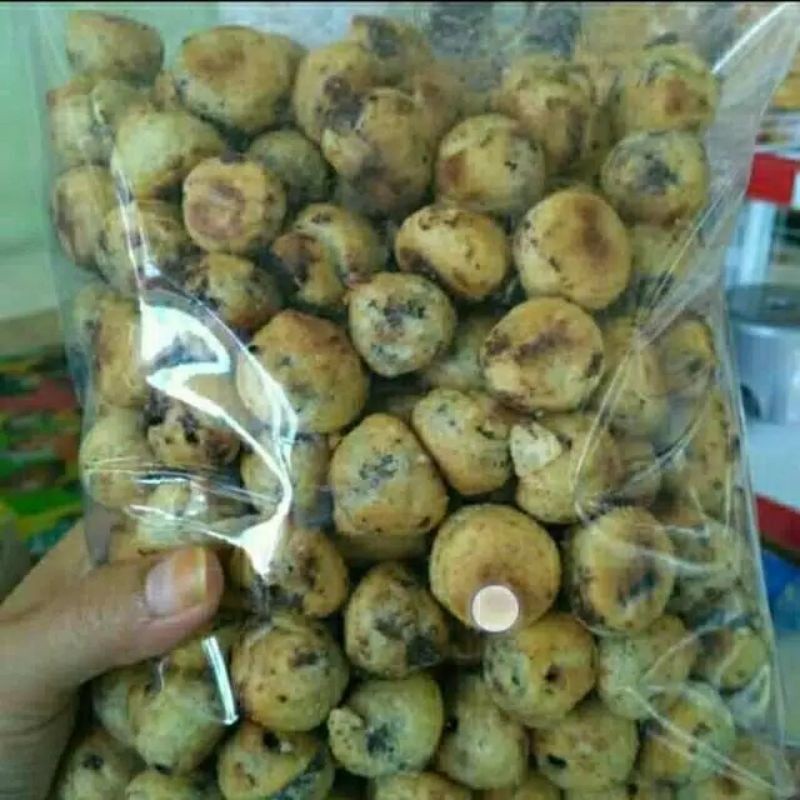 

Desyallshop Kue Shoes 500Gr (1/2Kg) - Kue Coklat Soes -Kue Sus Cokelat - Cemilan Coklat