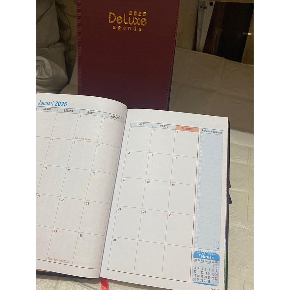 

Buku Agenda Kerja Deluxe Kertas Kream Dan Putih 2025 #Gratisongkir