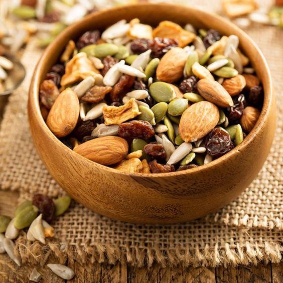 

Trail Mix Safiya Nuts Seed & Mix Berries With Almond Mete Terbaru
