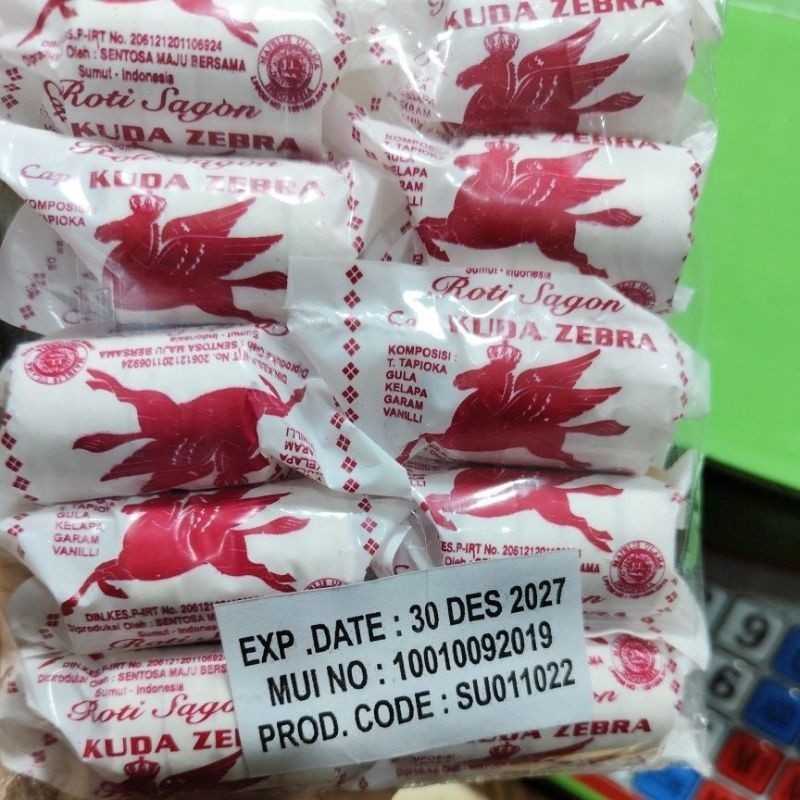 

Olivoliv Snack Kue Sagon Putih / Jajanan Khas Medan Sagon Putih 1 Bungkus