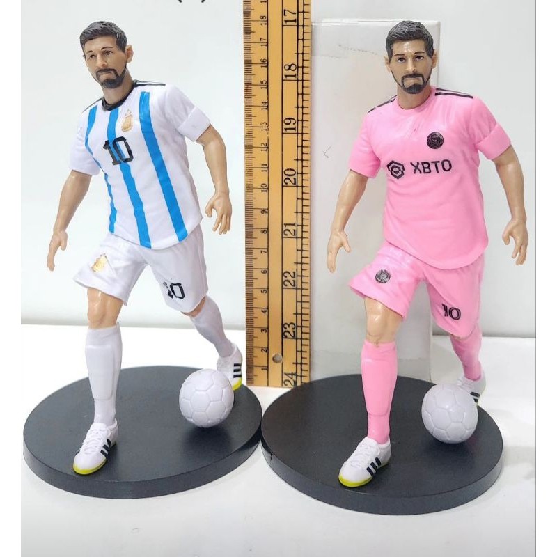 Action figure Critiano Ronaldo Lionel Messi pajangan