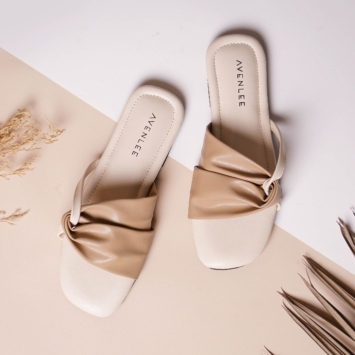 viral Avenlee Yume - Sandal Wanita Flat Teplek Sol Karet Premium