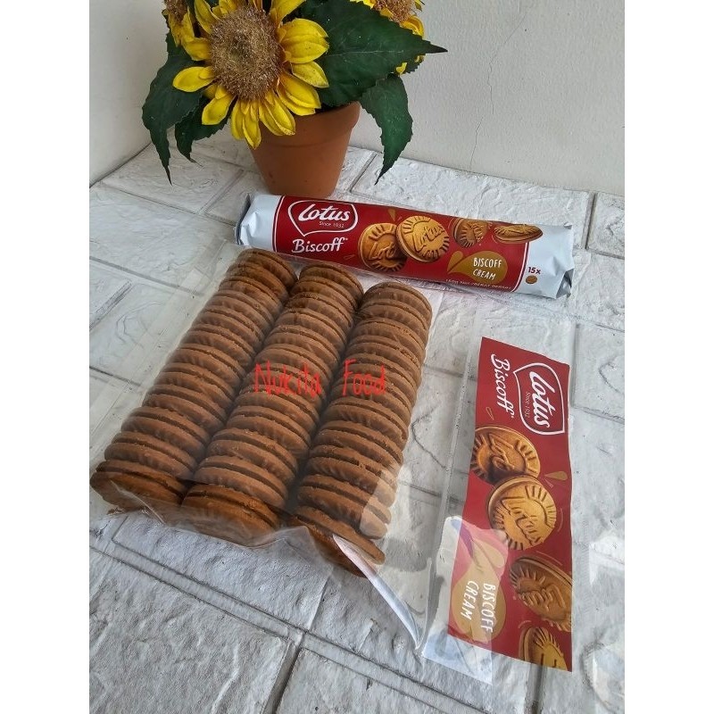 

biskuit Lotus Biscoff dengan krim kemasan 500gr