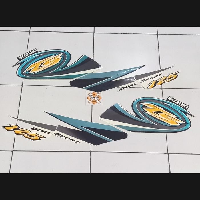 Striping 2004-2005 Hijau Ts125 Striping Tahun Muda Hijau Ts125 Stiker Bodi Ts125 Stiker Ts125 Stripi