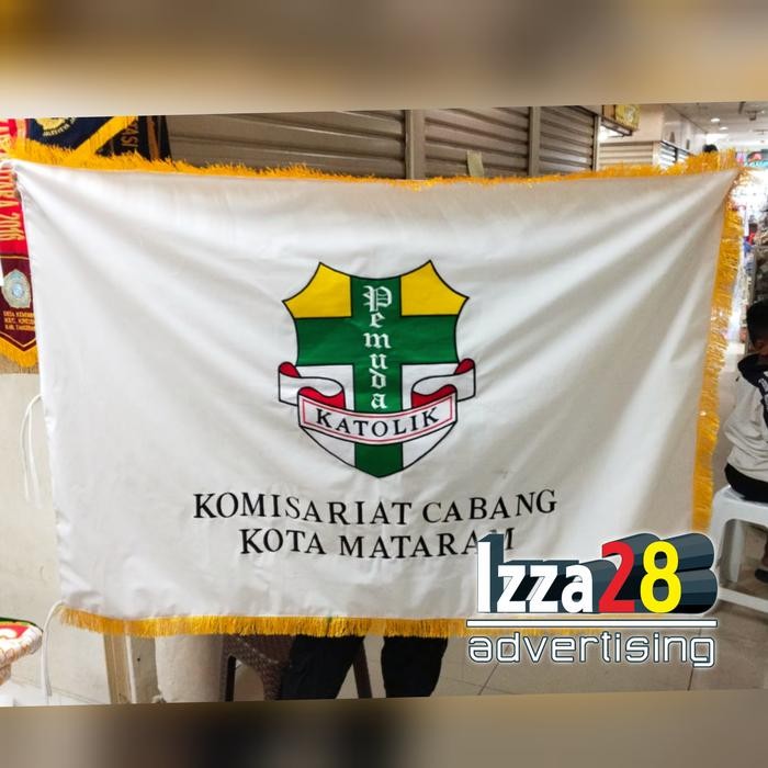 

Flagers - Bendera Pataka Bordir Logo Ippat Ukuran 90 X 135 Cm