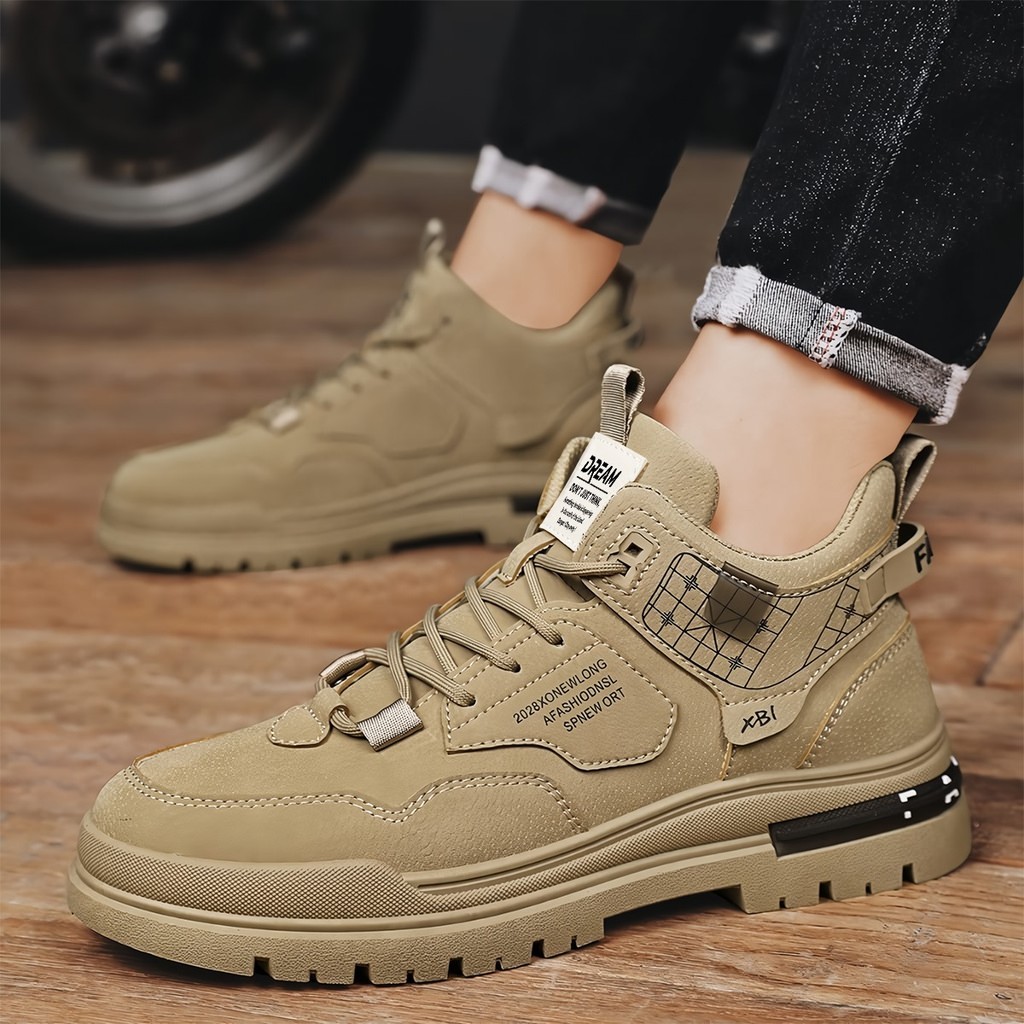 BIG SALE LYT Sepatu Pria Hiking Kasual Sneakers Anti Slip Sepatu Lari Olahraga Cowok LV0687