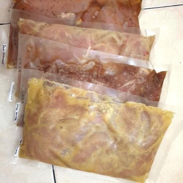 

Marinated Chicken Breast / Ayam Dada Marinasi / Ready To Grill / 100%