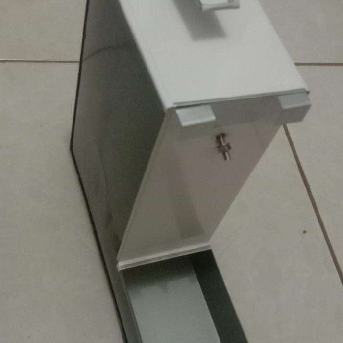 tempat pakan marmut/wadah pakan kelinci/feeder tempat pakan