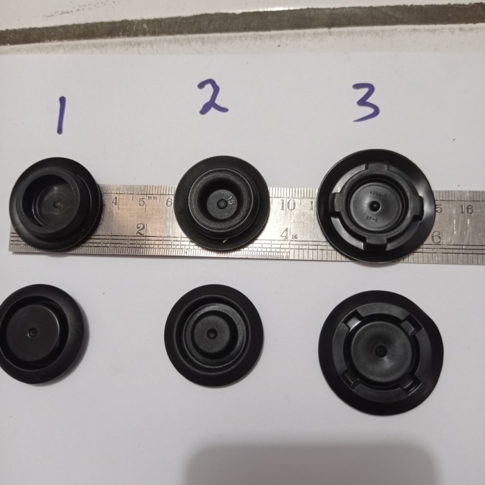 Karet plastik tutup lobang body mobil Universal