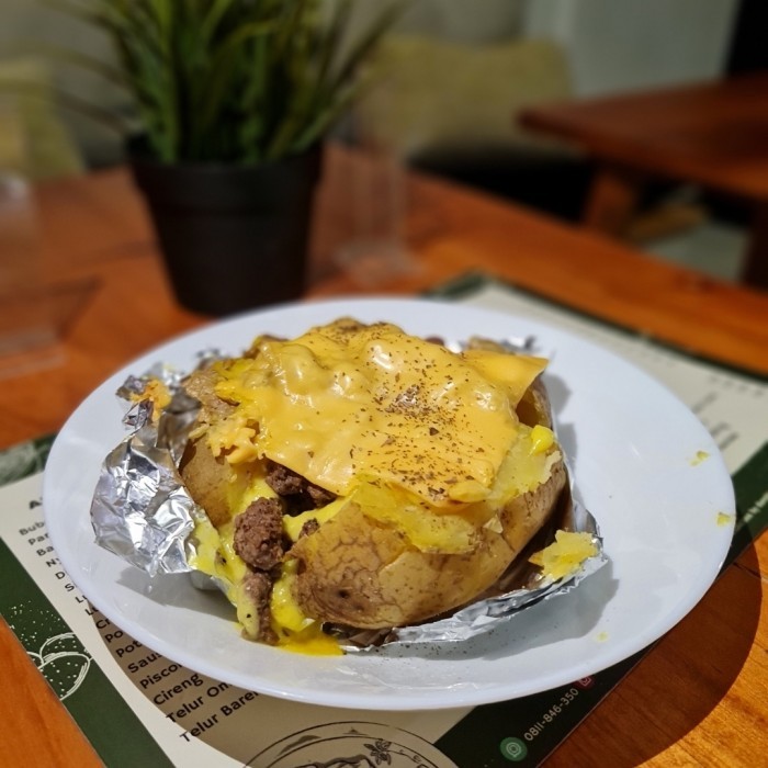 

Ready JT Cheesy Baked Round Potato