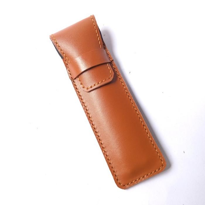 

TEMPAT / LEATHER CASE PENSIL ATAU ALAT TULIS DARI BAHAN KULIT SAPI ASLI STATIONERY KANTOR