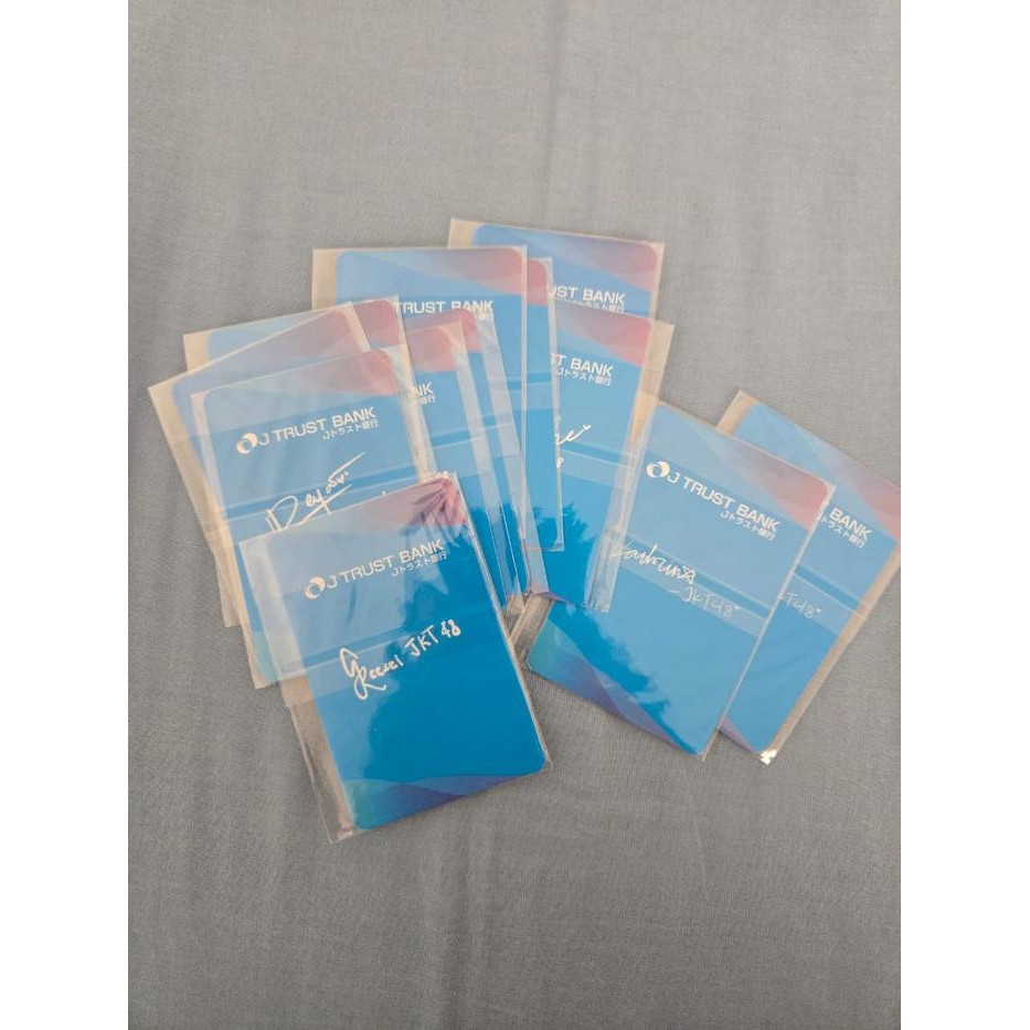 Photocard J Trust Bank Jkt48 - Freya Marsha Christy Gita Muthe Gracia Greesel New