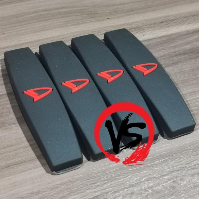 Diskon... Door Guard Bravo Logo Daihatsu