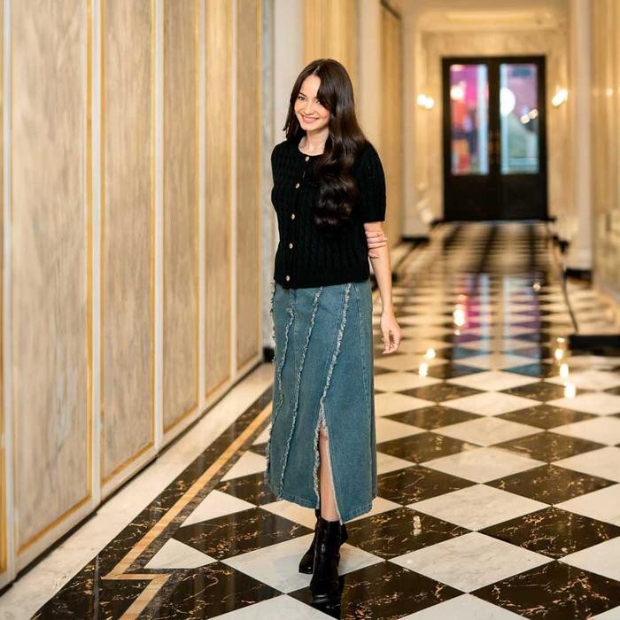 Enzy Storia X This Is April Atasan Knitwear Rajut Wanita Lengan Pendek Kekinian ES Elara Cable Top