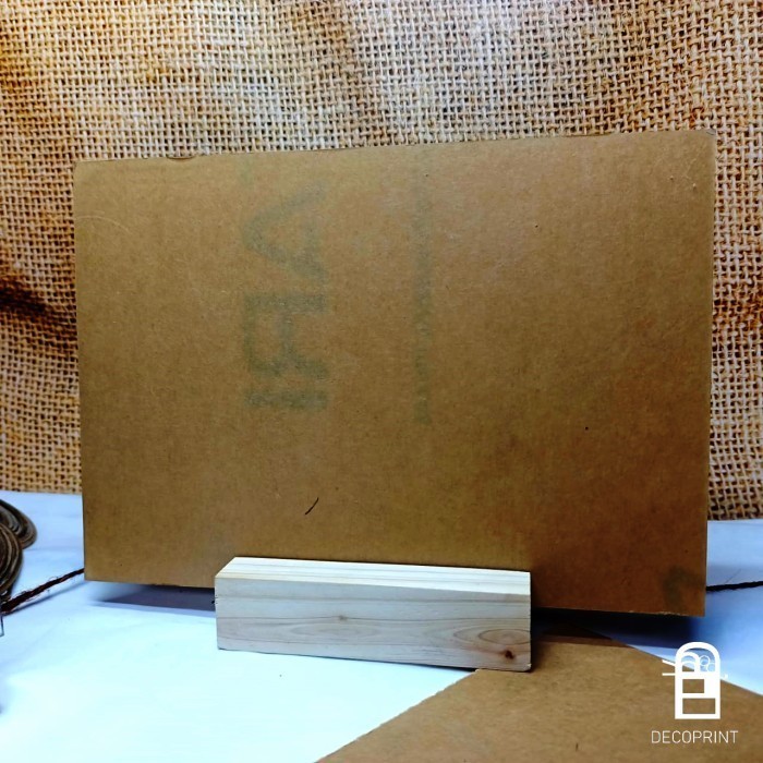 Executive Akrilik Lembaran Bening Ukuran A4 Tebal 2 mm Akrilik Bening