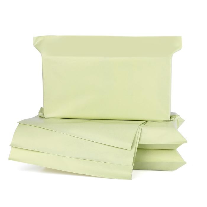 

POLYMAILER 100PCS 35X45CM CREAM PREMIUM GLOSSY PLASTIK POLYMAILER KODE 313