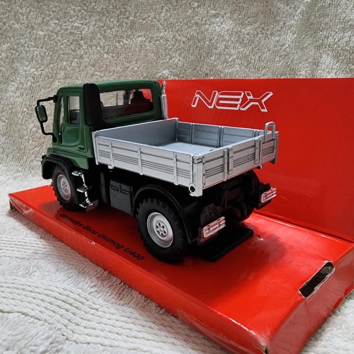 Diecast Truk Mercedes-Benz Unimog U400 Welly Nex 1:43