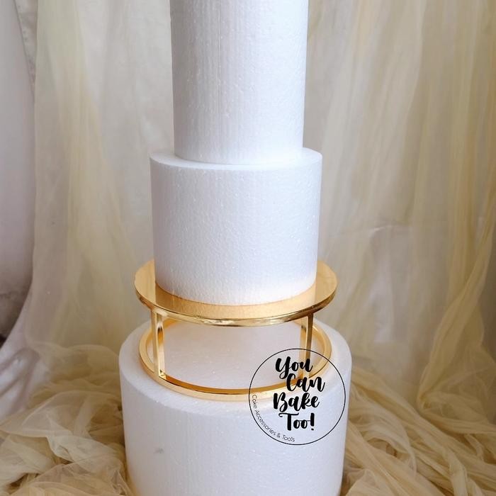 

Besi kokoh dan metallic