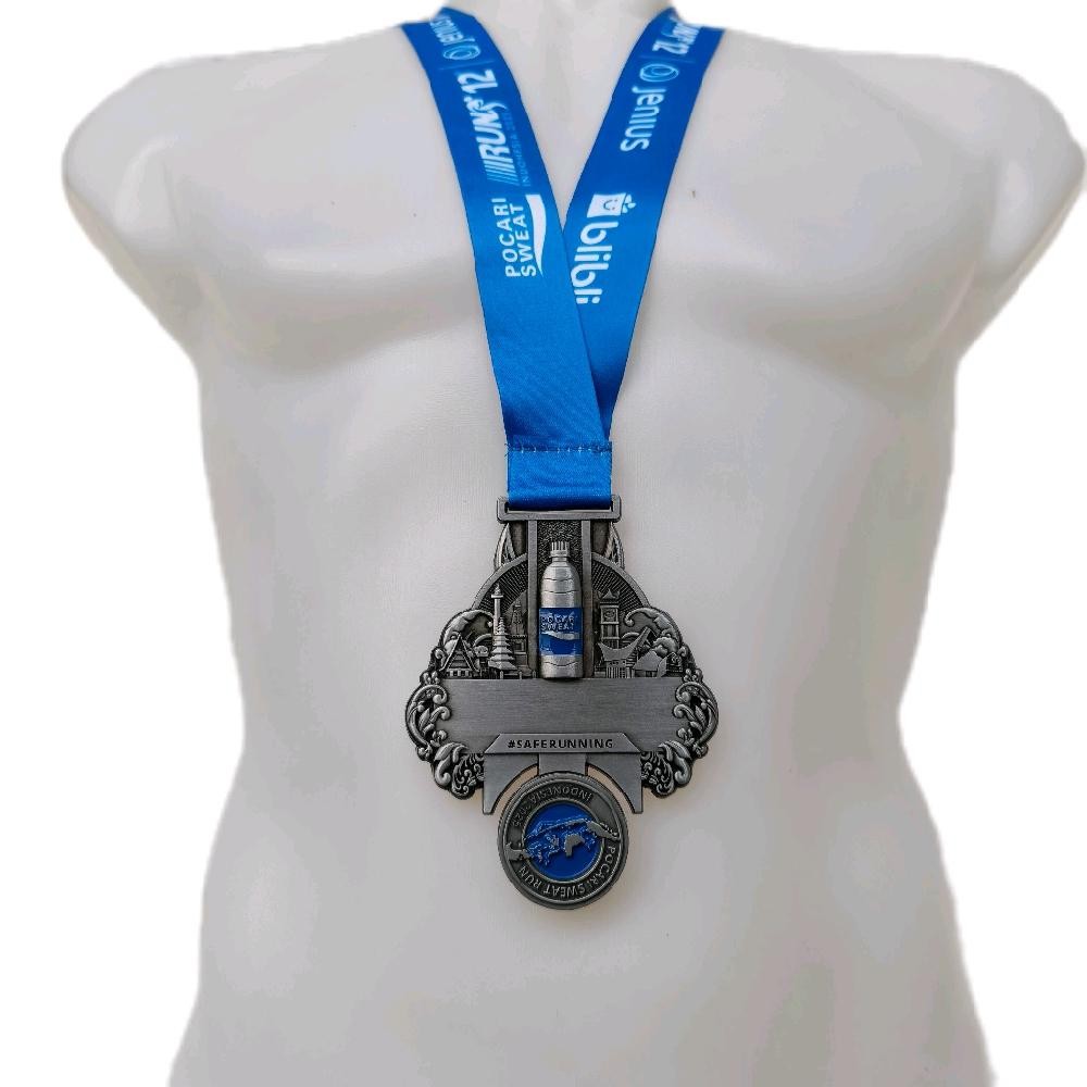 Medali Finisher Event Lari Running 2025 - Medali Lari HM half marathon 21.1 Event Running - Medal La