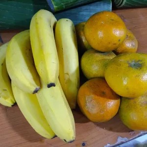 

1kg pisang sunpride + 1kg jeruk medan sedang 1kg