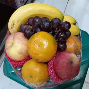 Parsel Bulat : pisang3 medan3 fuji3 anggur 200gr 200g