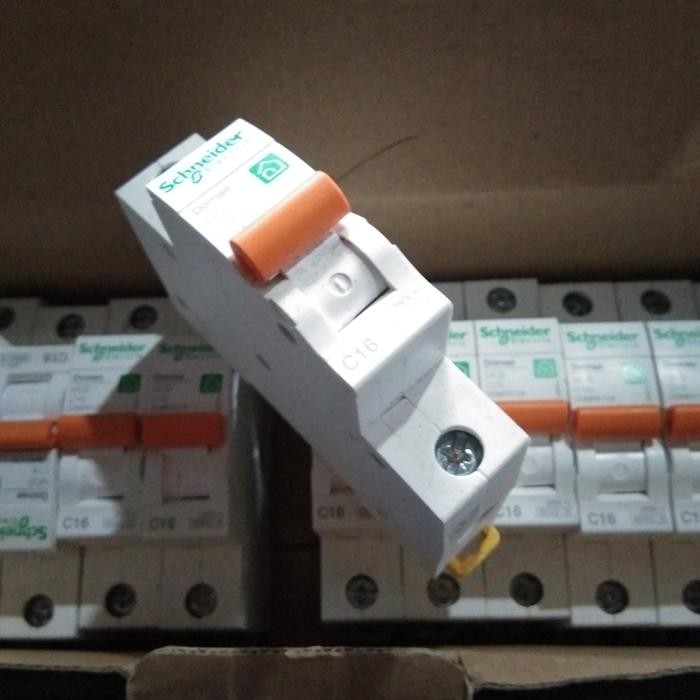 MCB SCHNEIDER DOMAE 1PHASE 16AMPER ASLI