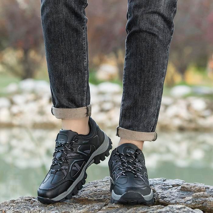 Leedoo Sepatu Hiking Anti Air Sepatu Olahraga Sepatu Gunung MH208
