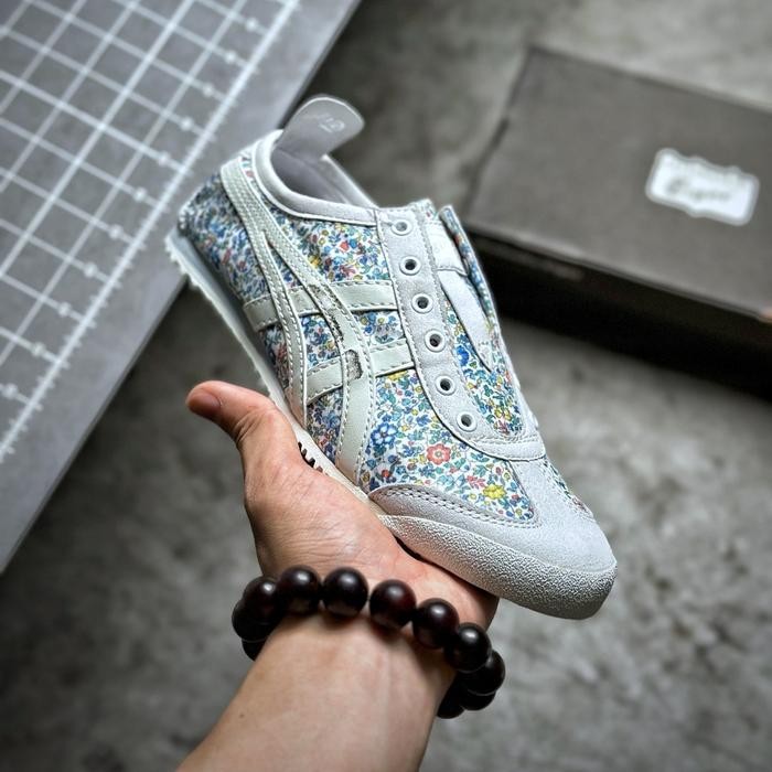 BARU Sepatu Slip On Wanita OnitsukaTiger Flower Blue ORIGINAL