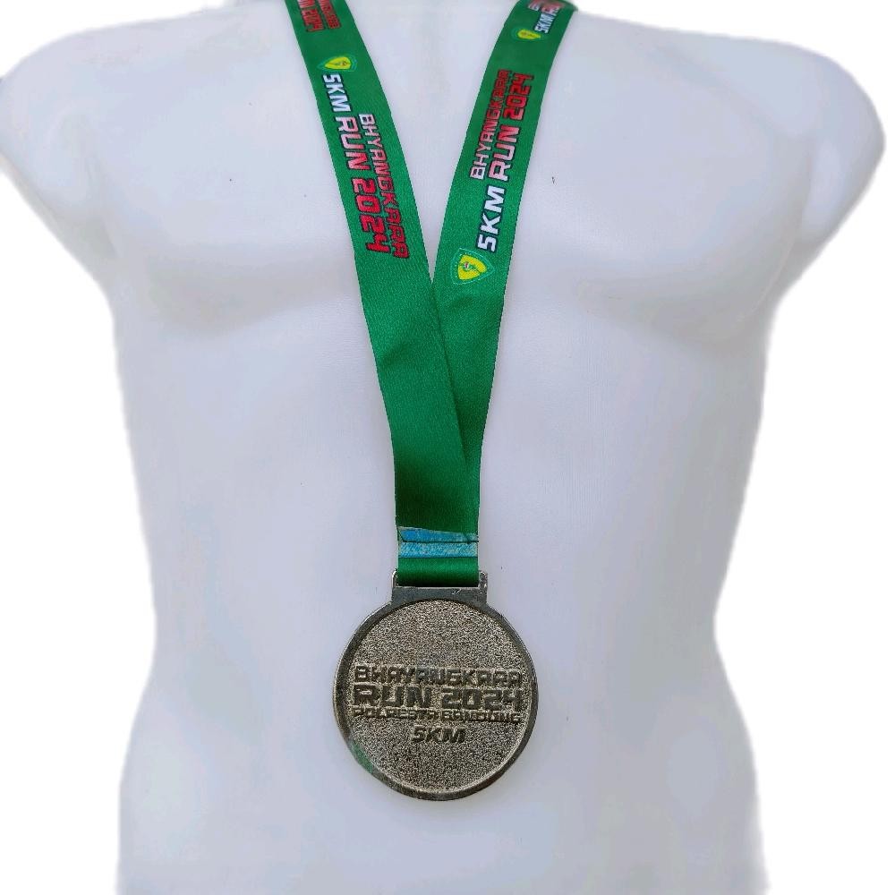Medali Lari Unik Event Bhayangkara 5k Running - Medali Finisher- Medal Lari Original - Medali Panjan