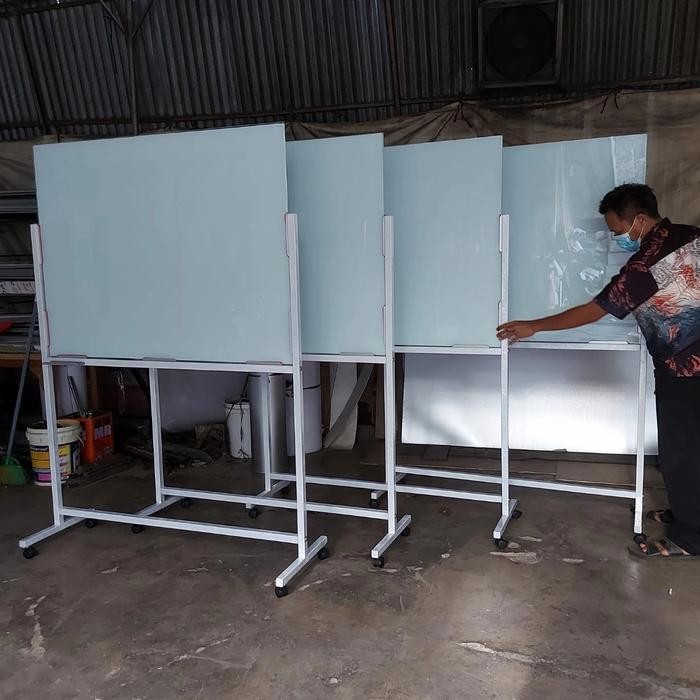 

glassboard standing doubleface 90 x 120 magnetik