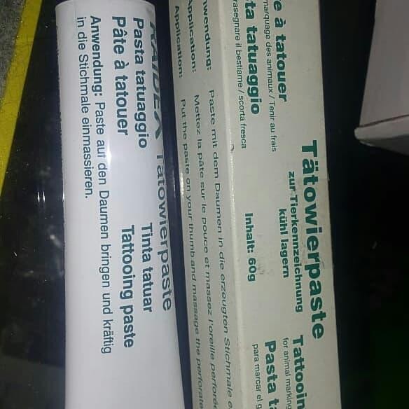 

Tinta Tato Warna Hijau 60 Gram