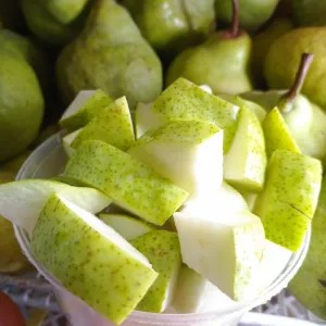 

Pir hijau potong (cup450ml) 450ml