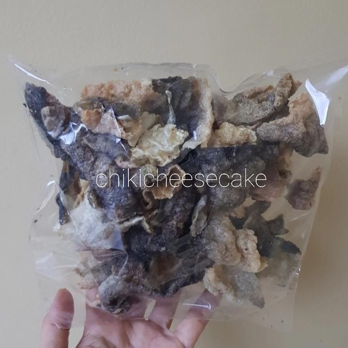 

ORIGINAL HOMEMADE SALMON SKIN PREMIUM KERUPUK KULIT IKAN SALMON CHIPS CRACKERS READY STOCK