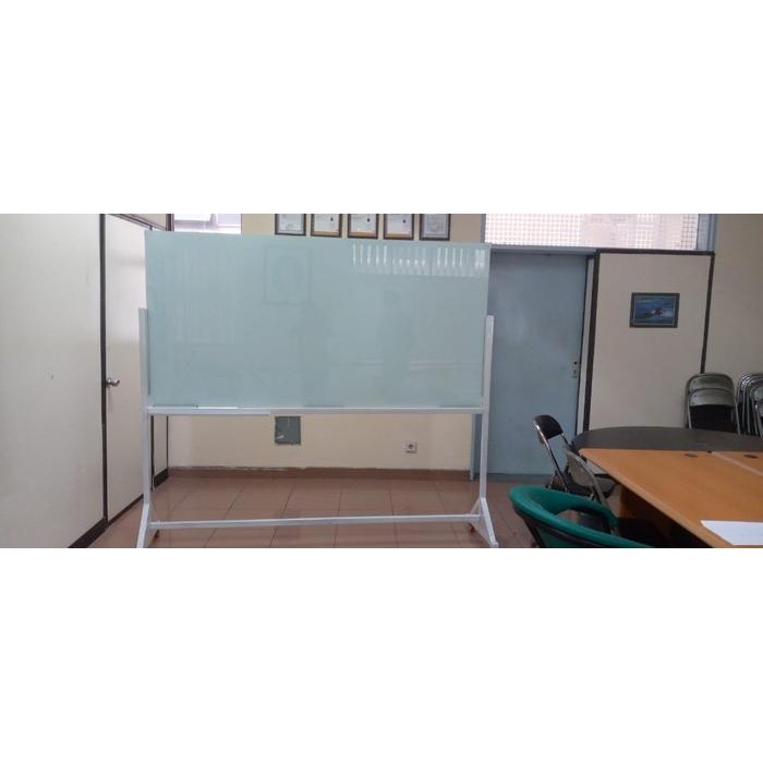 

glassboard standing roda 90 x 120cm magnetik