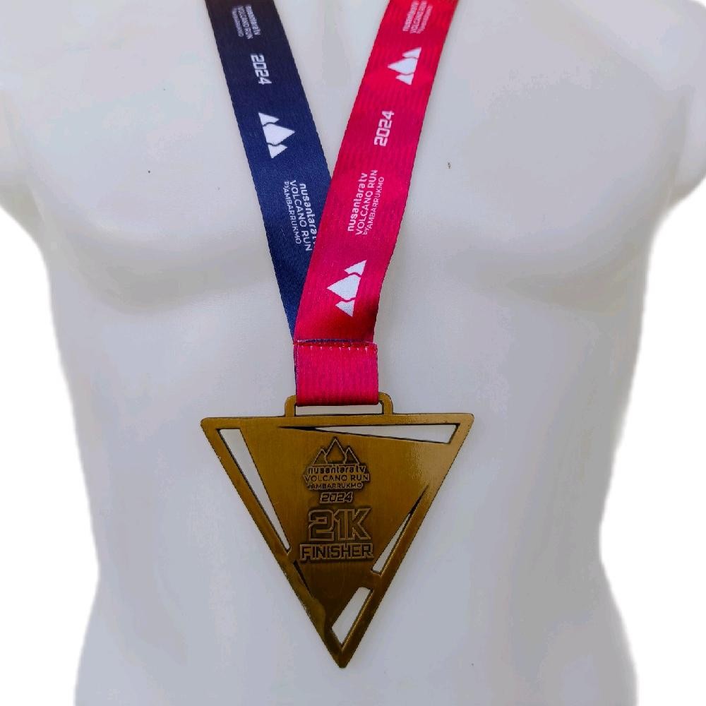 Medali Lari Unik Event volcano run - Medali Finisher- Medal Lari Original - Medali Panjangan | Medal