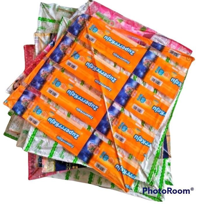 (Good) Layangan Plastik Asli Sukabumi Uk. 58 Main Layang Layang Aduan