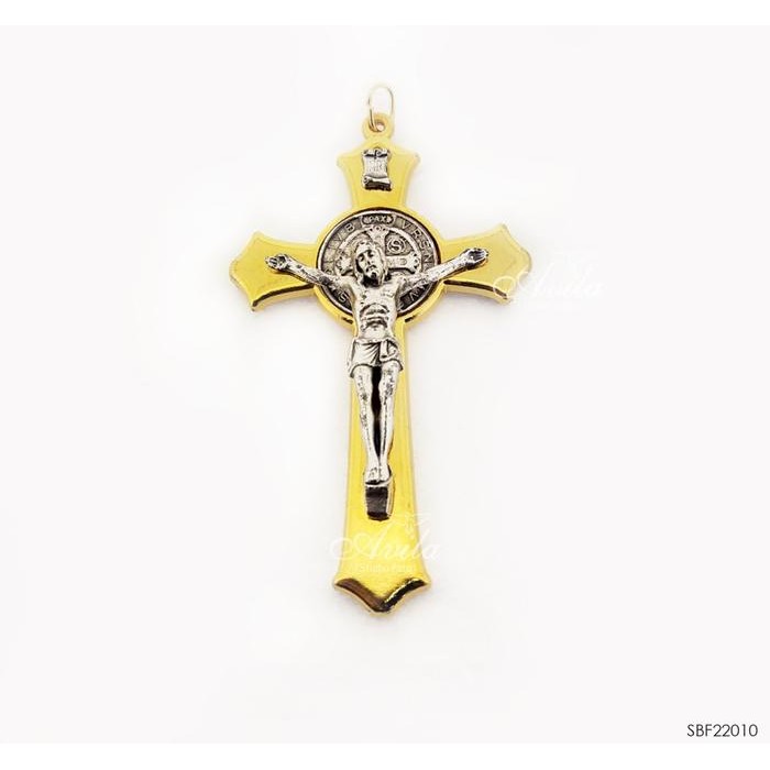 

TERLARIS Bandul Salib St. Benedict Metal 7.5x 4.5cm Warna Gold Rohani READY STOCK